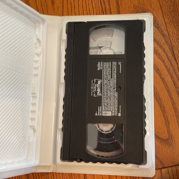 Walt Disney Masterpiece Peter Pan original VHS - Picture 4 of 4